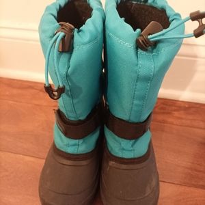Kamik snow boots for kids